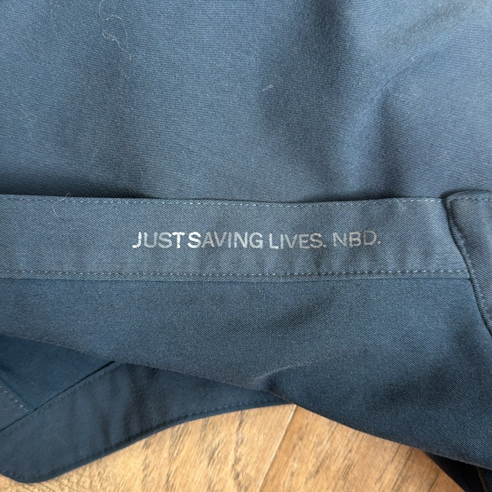 Figs Women's Top in Navy Blue - Picture 7 of 8